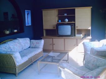 SEAFRONT, SPACIOUS APARTMENT OVE Marsascala Seafront
