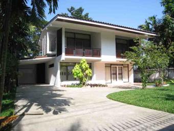 2BR  Phaholyothin Soi2  HforRent Bangkok