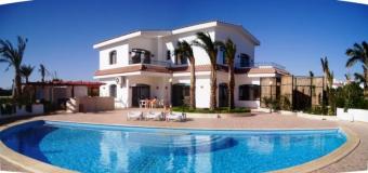 Villa with a private beach Hurghada