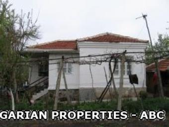 house in Elhovo area Elhovo Area
