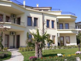 FIRST-FLOOR APARTMENT Varna