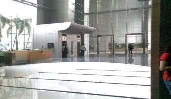new bldg!!! Office space rent Pasig