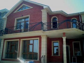 2 storey private house for rent Baku