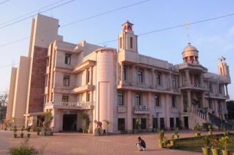 Hotel for SALE Bhopal