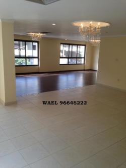AWESOME VILLA WITH PRIVATE POOL Jabriya
