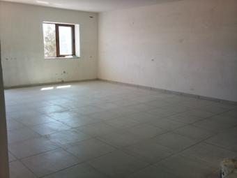 Spacious apartment - green area Fgura