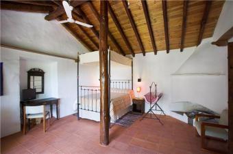Agrohotel for sale in -Cyprus Potamitissa Troodos