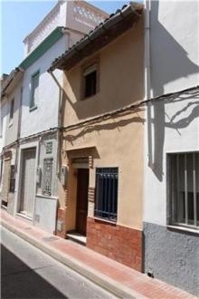 Newly renovated townhouse Oliva