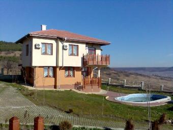Fully Furnished 3 Bedroom House Varna