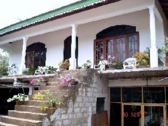 House /Reception hall 4 Sale Minuwangoda