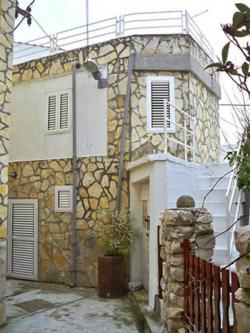 HOUSE ON ISLAND Krapanj