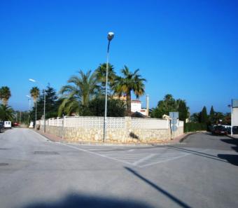 FOR SALE: LUXUS TWO-N-ONE HOUSE Setla
