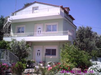 fully furnished apt. Chios