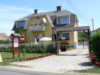 Bad & Breakfast and Pizzeria Balatonlelle