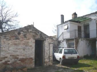 Two beds, habitable, 3km from li Chieti