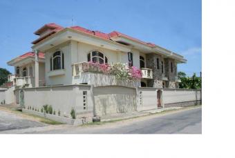 House for sale Mount Lavinia