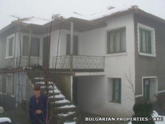 house in Elhovo area Elhovo Area