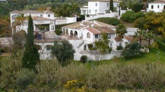 Chalet in big property sell in S Mijas