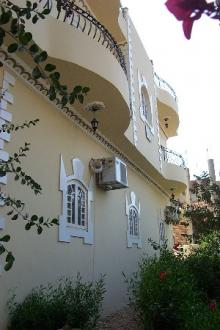 Beautifully Finished Villa set i Luxor