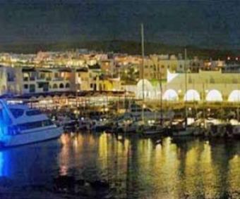 Sea side complex with great view Gordons Buy
