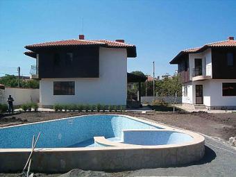 NERAIDES luxury new rural houses Bryastovets
