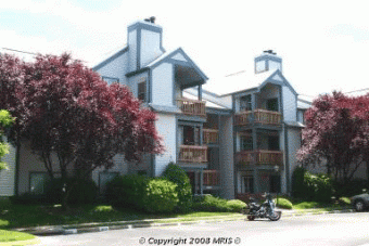 BANK CONDO NEAR SPRNGFIELD METRO Alexandria