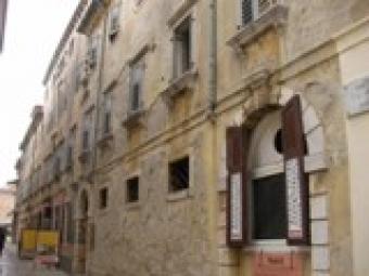 VILA Pore