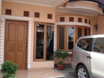 New House/Building & Comfortable Central Jakarta