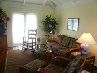 Beautiful New 1 BR with Pool Christiansted