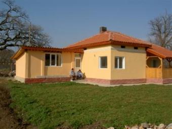 Fully-renovated 2 bedroom! Balchik