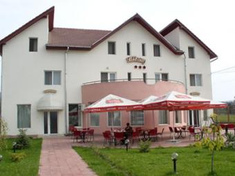 SELL HOTEL AND HOUSE Hunedoara