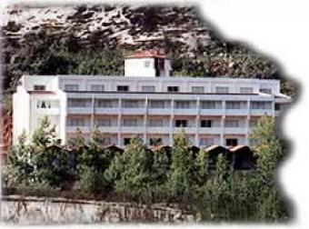 HOTEL WITH LAND FOR SALE Faraya