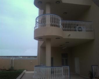 building with 25 rooms Khartoum