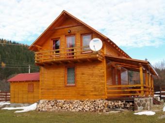 Holiday House in Izvoarele Izvoarele