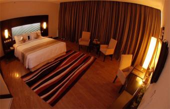 3bedroom luxury Apartment Doha