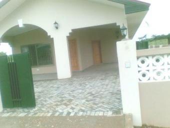 Nice new house for rent Accra
