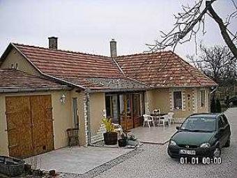 Detached House near Lake Balaton Nikla