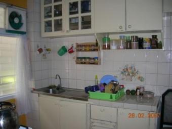 Rent a flat in col 5 for 25000 Colombo 5