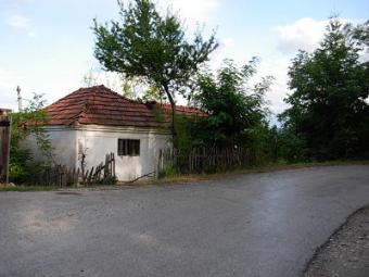 2 HOUSES  WITH   LAND  4 ha Zlatibor