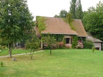 luxury house with pool Marconne