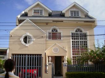 SUN VALLEY PQUE HOUSE & LOT Manila