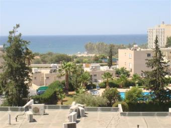 2bdr flat opposite the sea Limassol