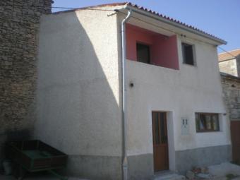 old stone house Pula