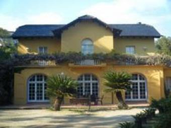 Four Bedroom House in Anse Des G Cairo