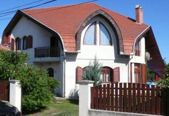 Enjou your life near Budapest! Biatorb�gy