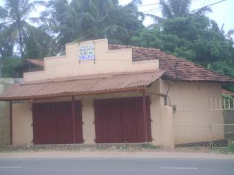 2 Boutiques to give on Lease Katunayake