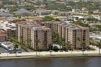 Waterfront Condo SE View West Palm Beach