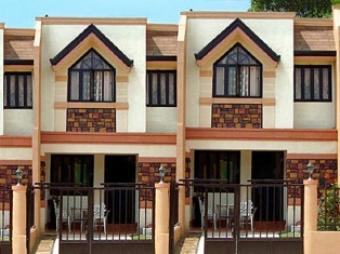townhouse in commonwealth, Quezon City