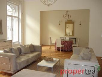 APARTMENT WITH 2 ENTRANCES Budapest