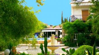 2 Villas Around Giant Pool Alicante